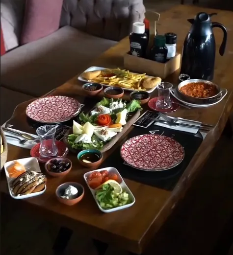 Serpme Kahvalti (Xl) (İ̇̇ki̇ Ki̇şi̇li̇k)