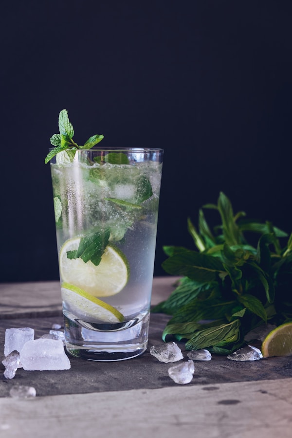 Ev Yapımı Naneli Limonata